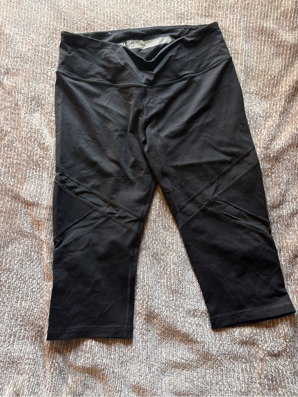 Victoria Sport Knockout Capri Mesh Detail Size Large